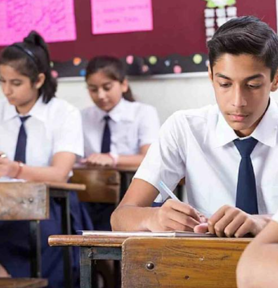 सीबीएसई १२वीचा गणिताचा पेपर वादग्रस्त!