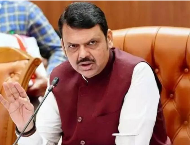 बँक कोणतीही असो; दोन लाखांचे कर्ज माफ होणारच : मुख्यमंत्री देवेंद्र फडणवीस